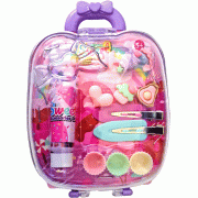 หนังสือ Barbie + กระเป๋าลากพร้อมกิ๊บติดผมและแหวน DIY 